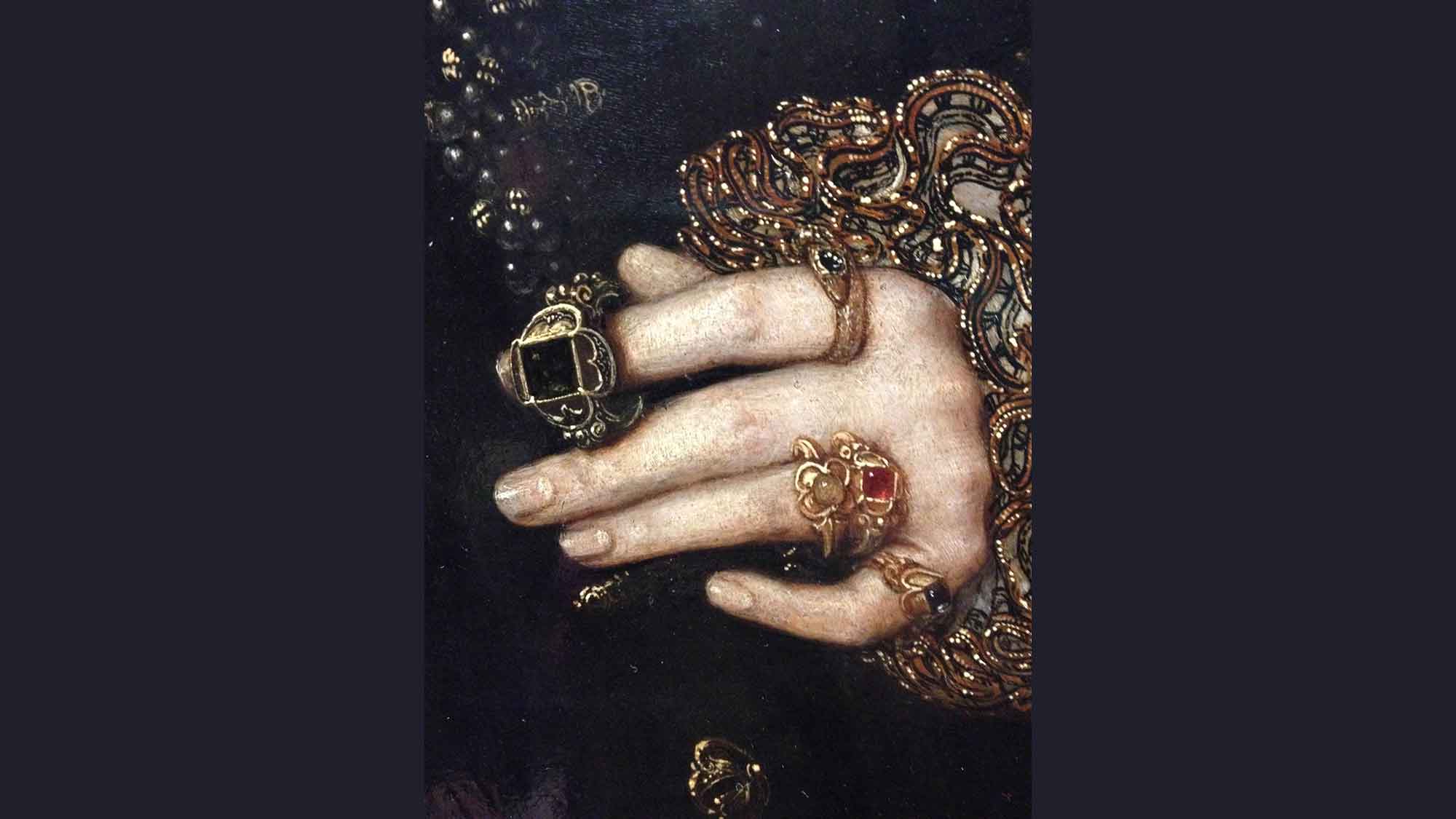 ring John white Alexander